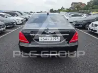2018 Genesis G90