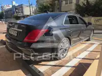 2018 Genesis G90