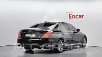 2018 Genesis G90
