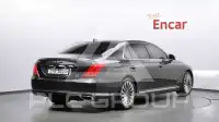 2018 Genesis G90