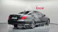 2018 Genesis G90
