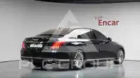 2018 Genesis G90