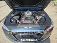 2018 Genesis G90