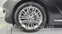 2018 Genesis G90