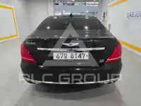 2018 Genesis G90