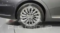 2018 Genesis G90