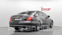 2018 Genesis G90