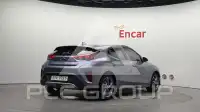 2018 Hyundai Veloster