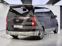 2018 Hyundai Starex