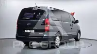 2018 Hyundai Starex