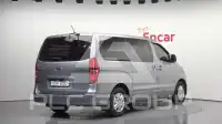 2018 Hyundai Starex