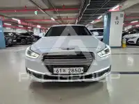 2018 Genesis G90