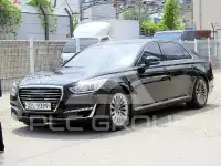 2018 Genesis G90