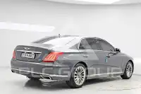 2018 Genesis G90