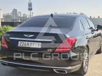 2018 Genesis G90