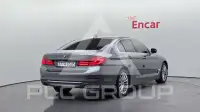 2019 BMW 520