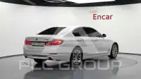 2019 BMW 520