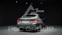 2019 BMW 520