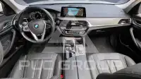 2019 BMW 530
