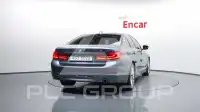 2019 BMW 520
