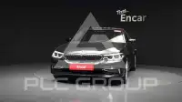 2019 BMW 520