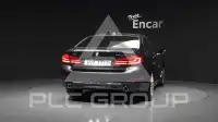 2019 BMW 520