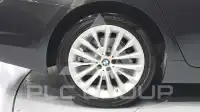 2019 BMW 520