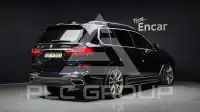 2019 BMW X7M