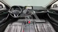 2019 BMW 520