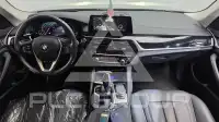 2019 BMW 520