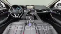 2019 BMW 520
