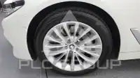 2019 BMW 530