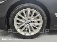 2019 BMW 530