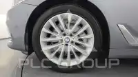 2019 BMW 520