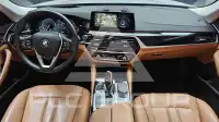 2019 BMW 520