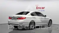 2019 BMW 520