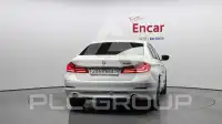 2019 BMW 520