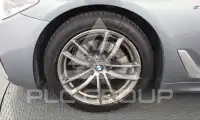2019 BMW 520