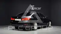 2019 BMW 530