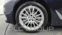 2019 BMW 520