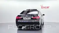 2019 BMW 740M