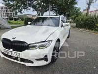 2019 BMW 320