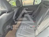 2019 BMW 320