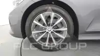 2019 BMW 320