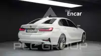 2019 BMW 320
