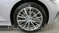 2019 BMW 320