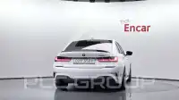 2019 BMW 330