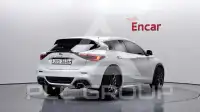 2019 Infinity Q30