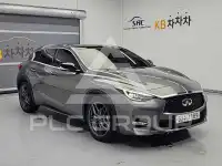 2019 Infinity Q30