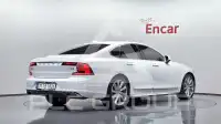 2019 Volvo S90